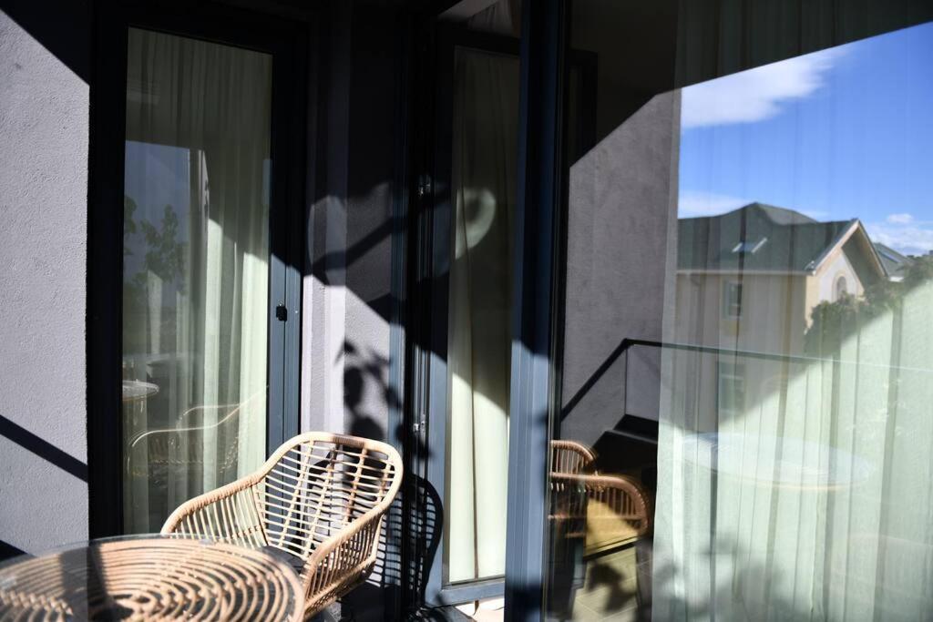 Apartment Madrid: A Modern 2-bedroom With Parking Sofia
