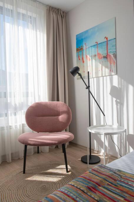 Madrid: A Modern 2-bedroom With Parking Sofia