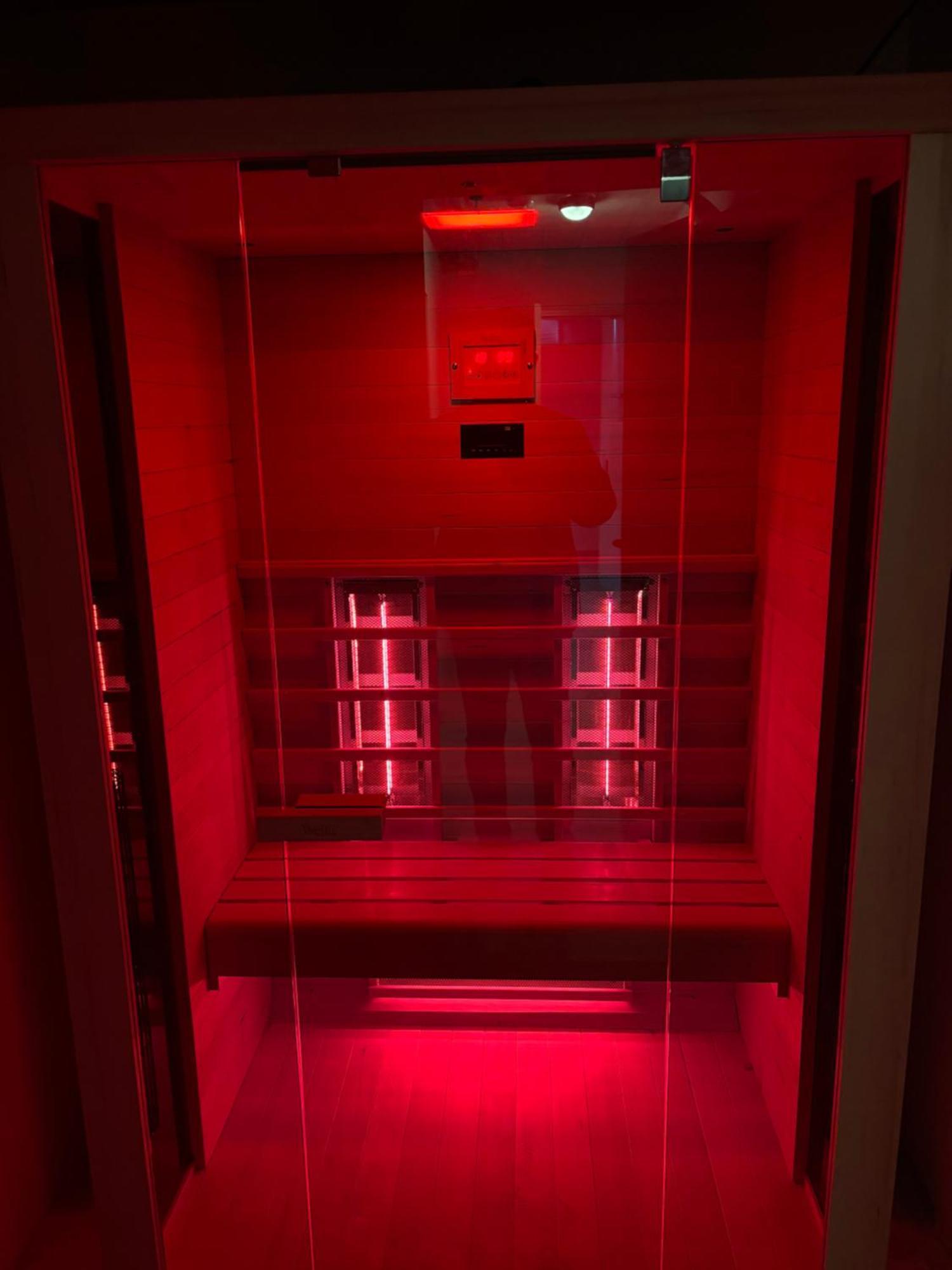 Madrid: A Modern 2-bedroom With Parking * Sofia